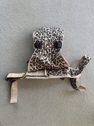 Baby bjorn carrier - baby, in