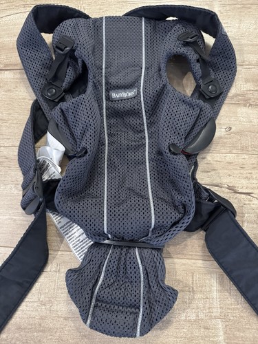 Baby bjorn carrier - baby,